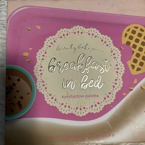 Beauty bakerie eyeshadow palette
